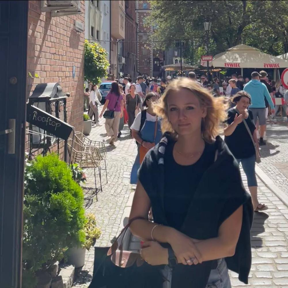 Meet your Posher, Amanda